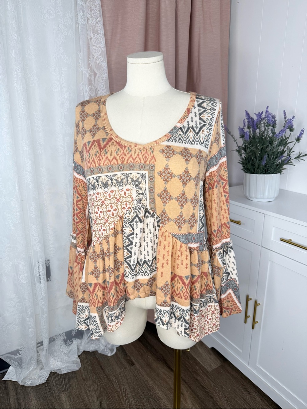 Saints and hearts Boho Patchwork Peplum Top - Peach Multi NWOT BIN#13